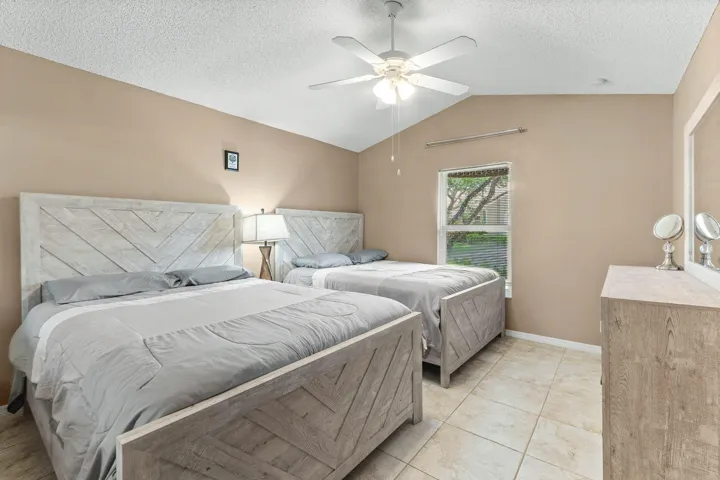 014-2201HeatherRunTerrace-PalmBeachGarde