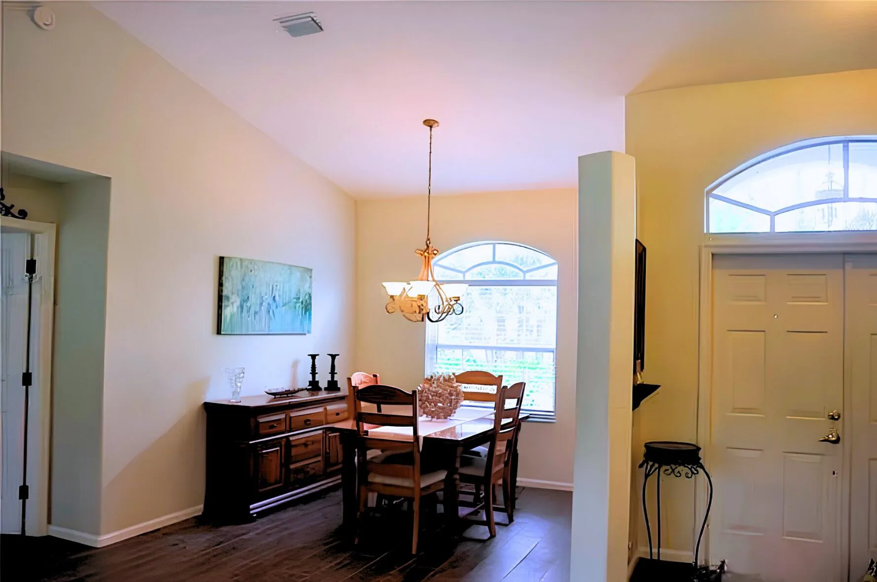 13210 Temple Blvd (27)