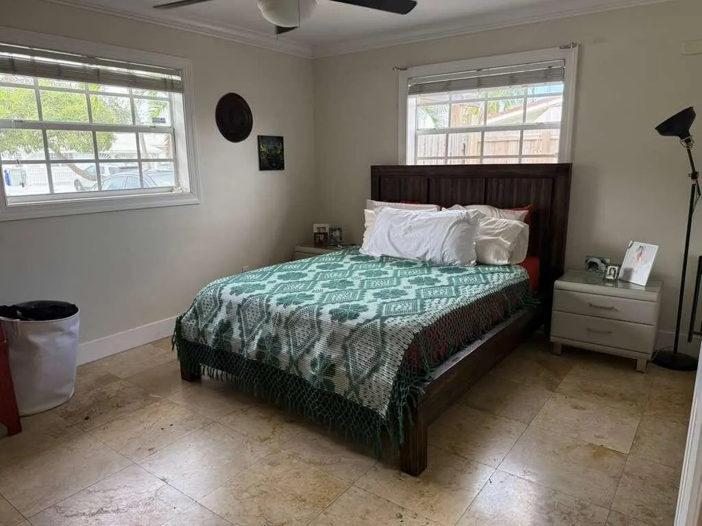 Bed2