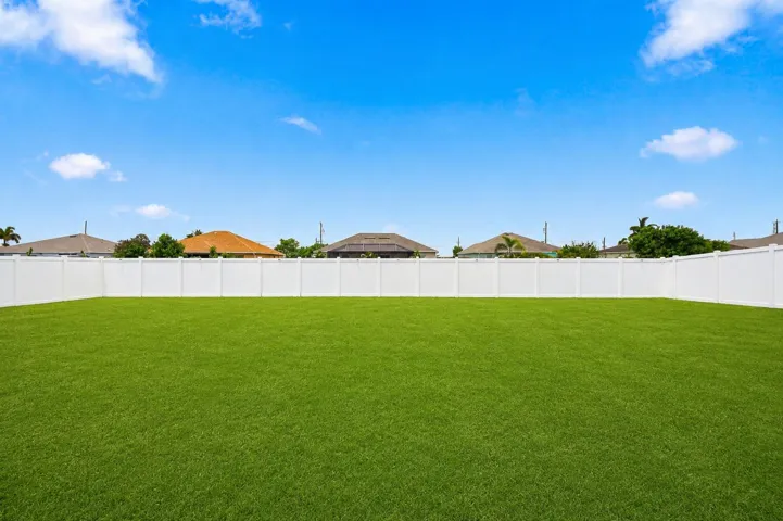 Virtually Staged Lawn