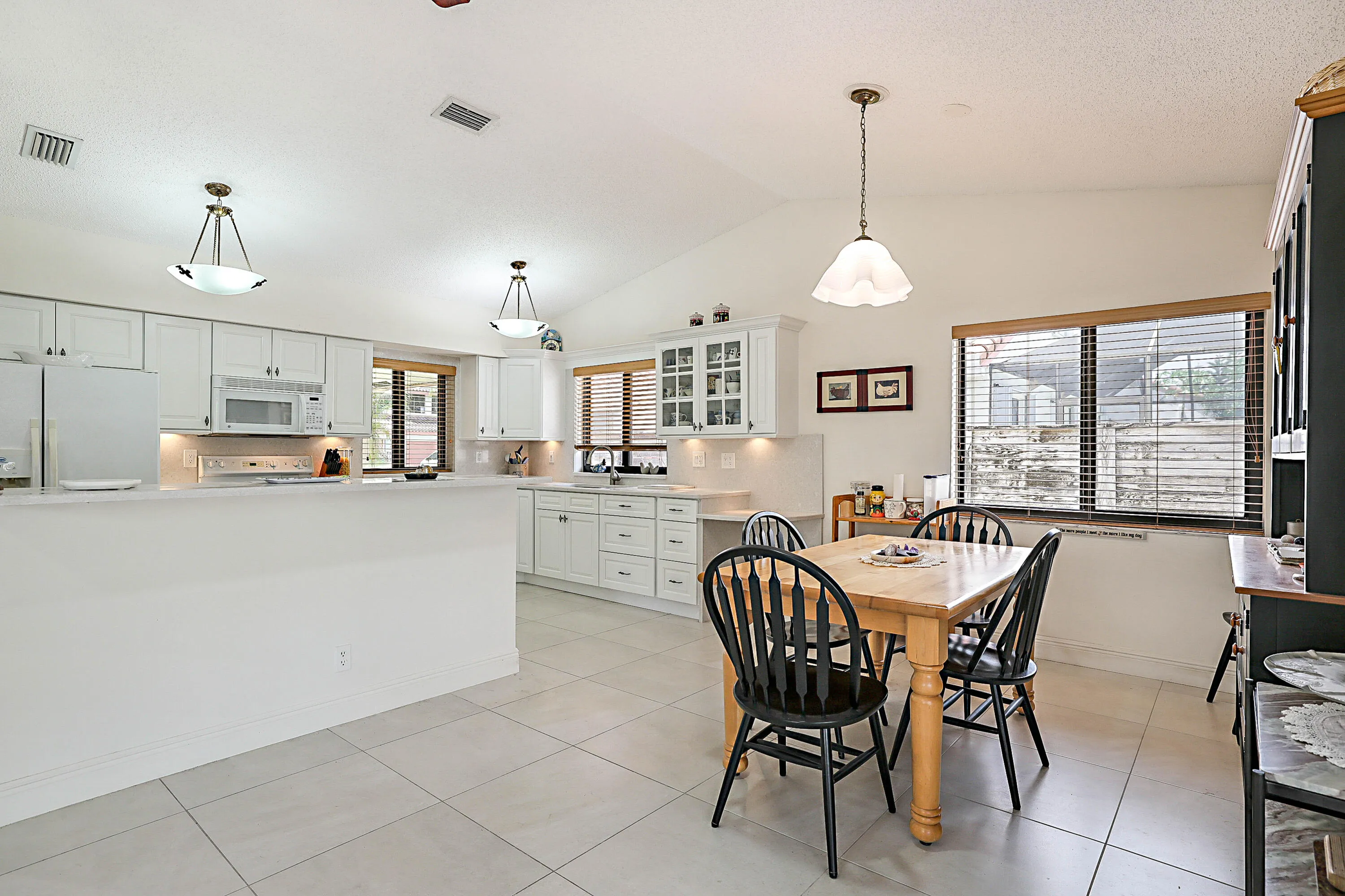 21612 Casa Monte Court-9
