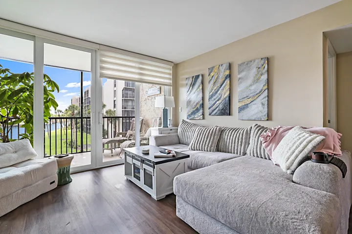 8 Royal Palm Way Unit 301 -3