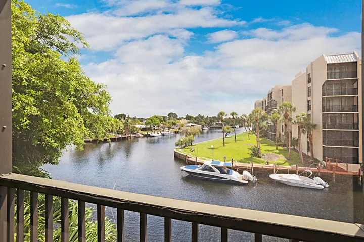 8 Royal Palm Way Unit 301 -2