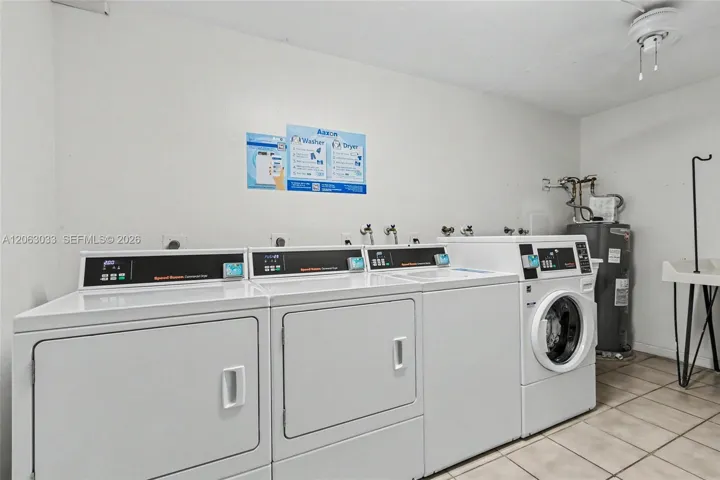 Laundry Room on 6th floor