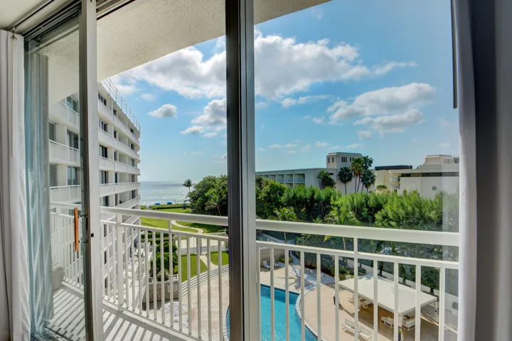 Pool Ocean View