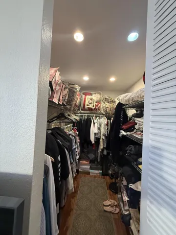 8040 master closet