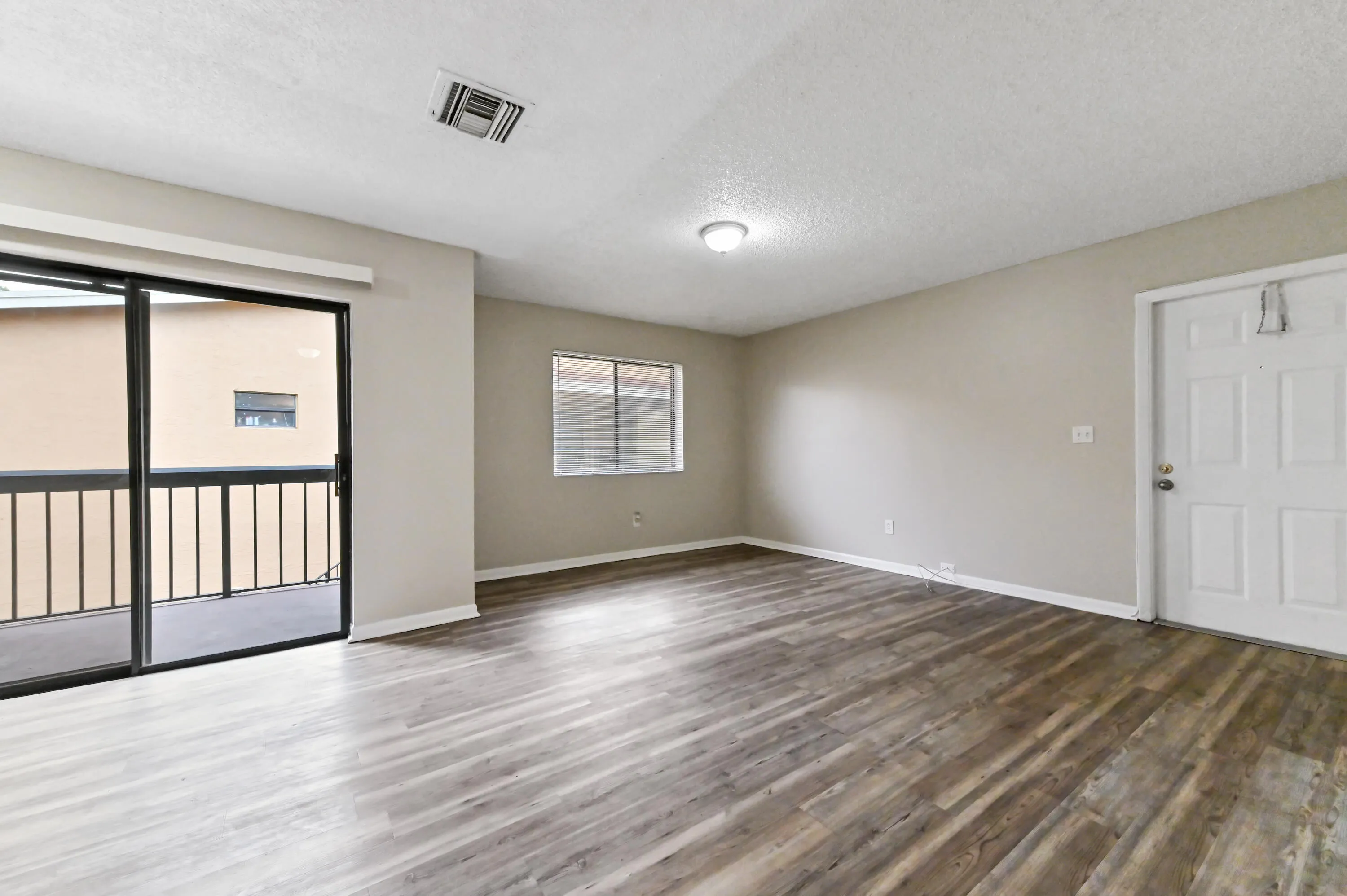 06 living room 03