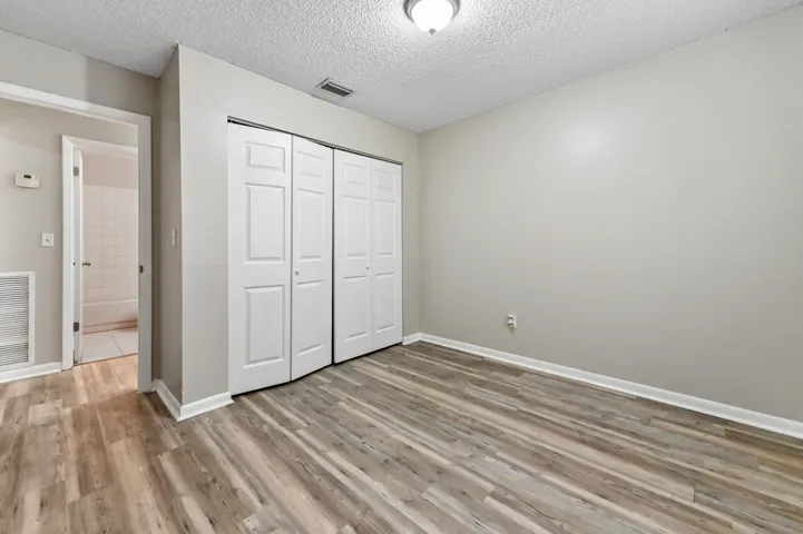 12 bedroom 02