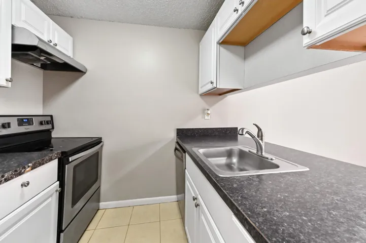 10 kitchen 02