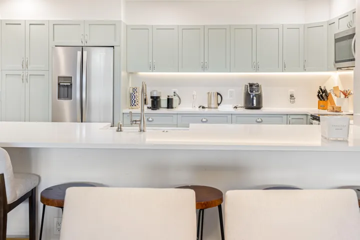 715A8574