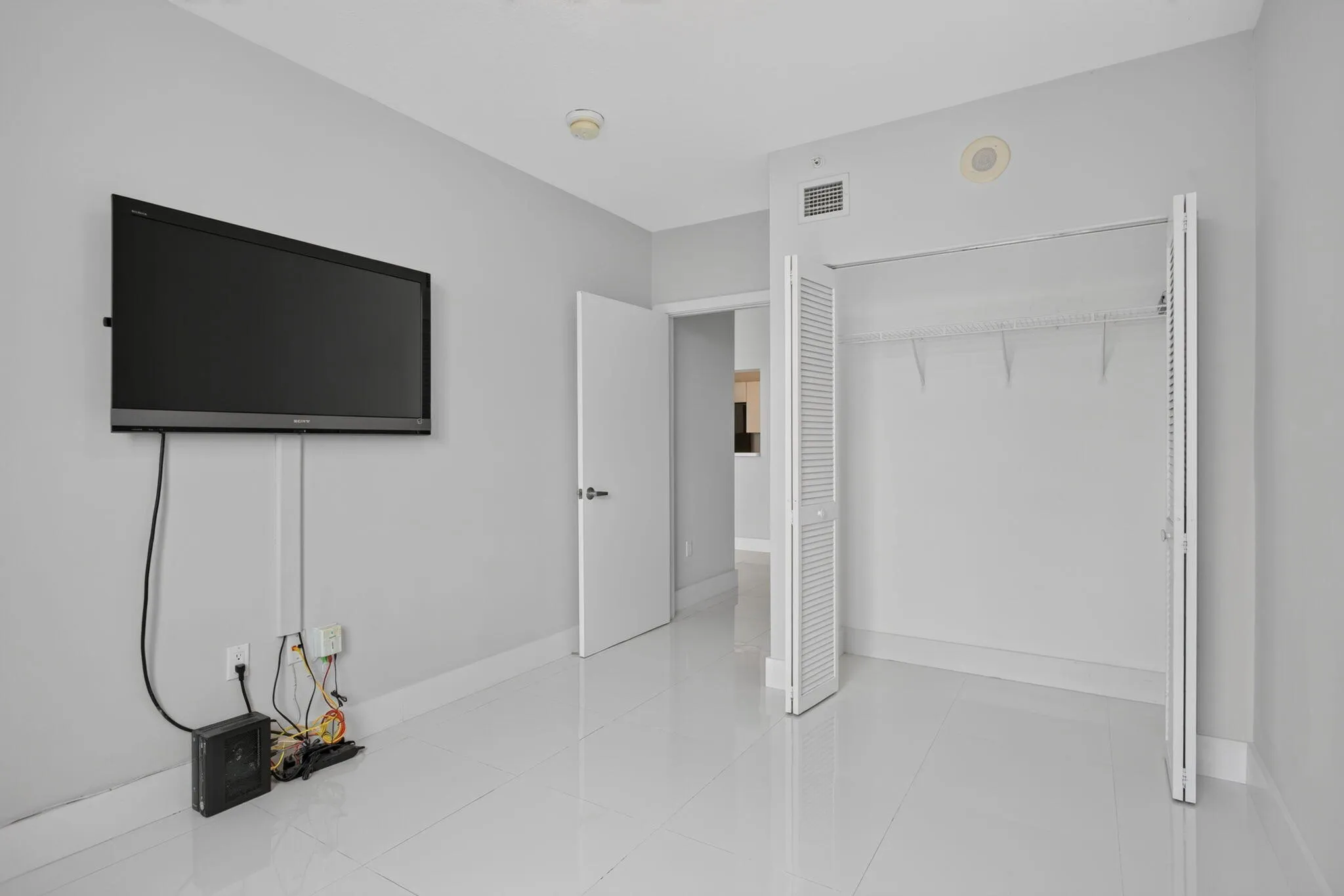 37-web-or-mls-3020-4403
