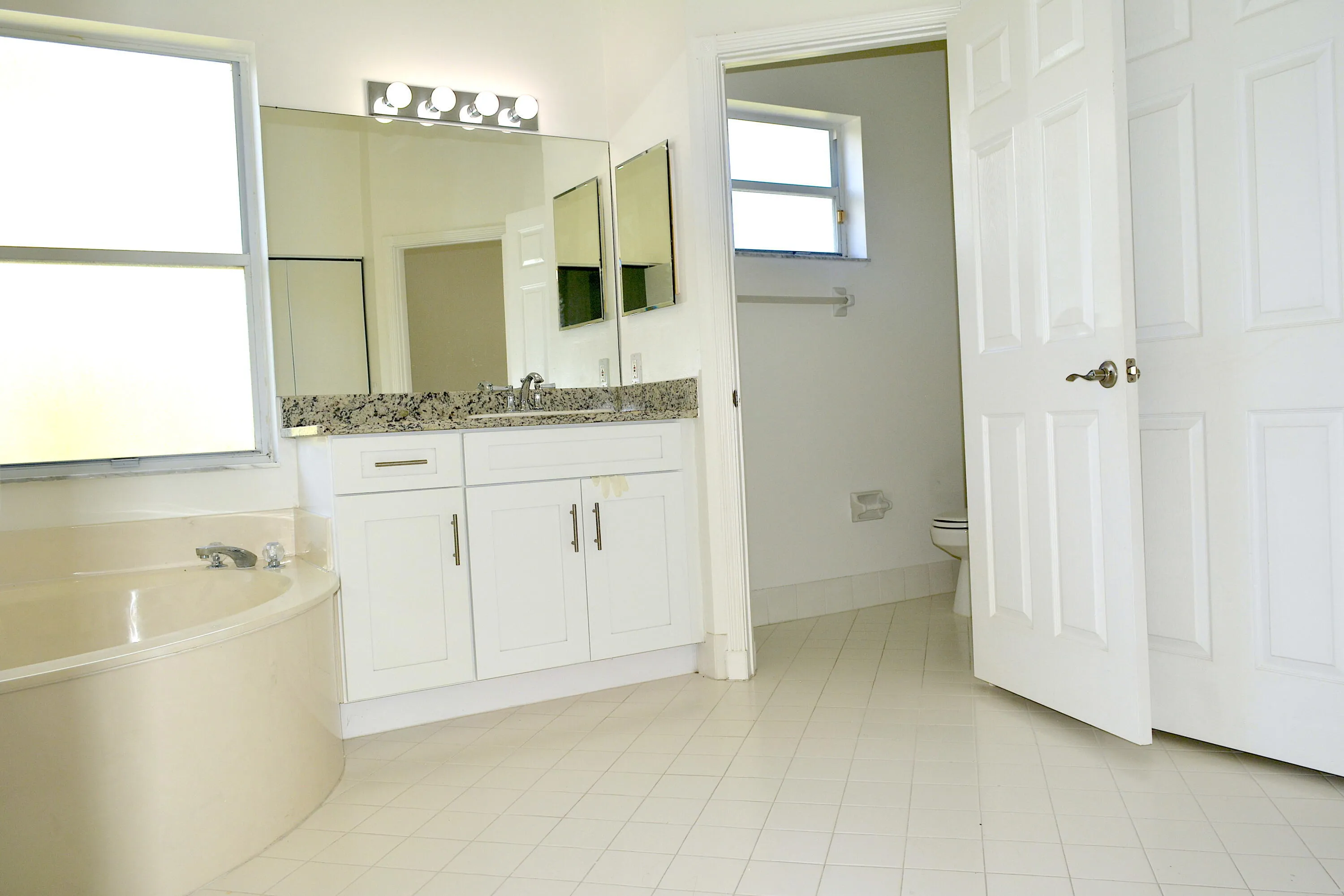 Mstr Bath1
