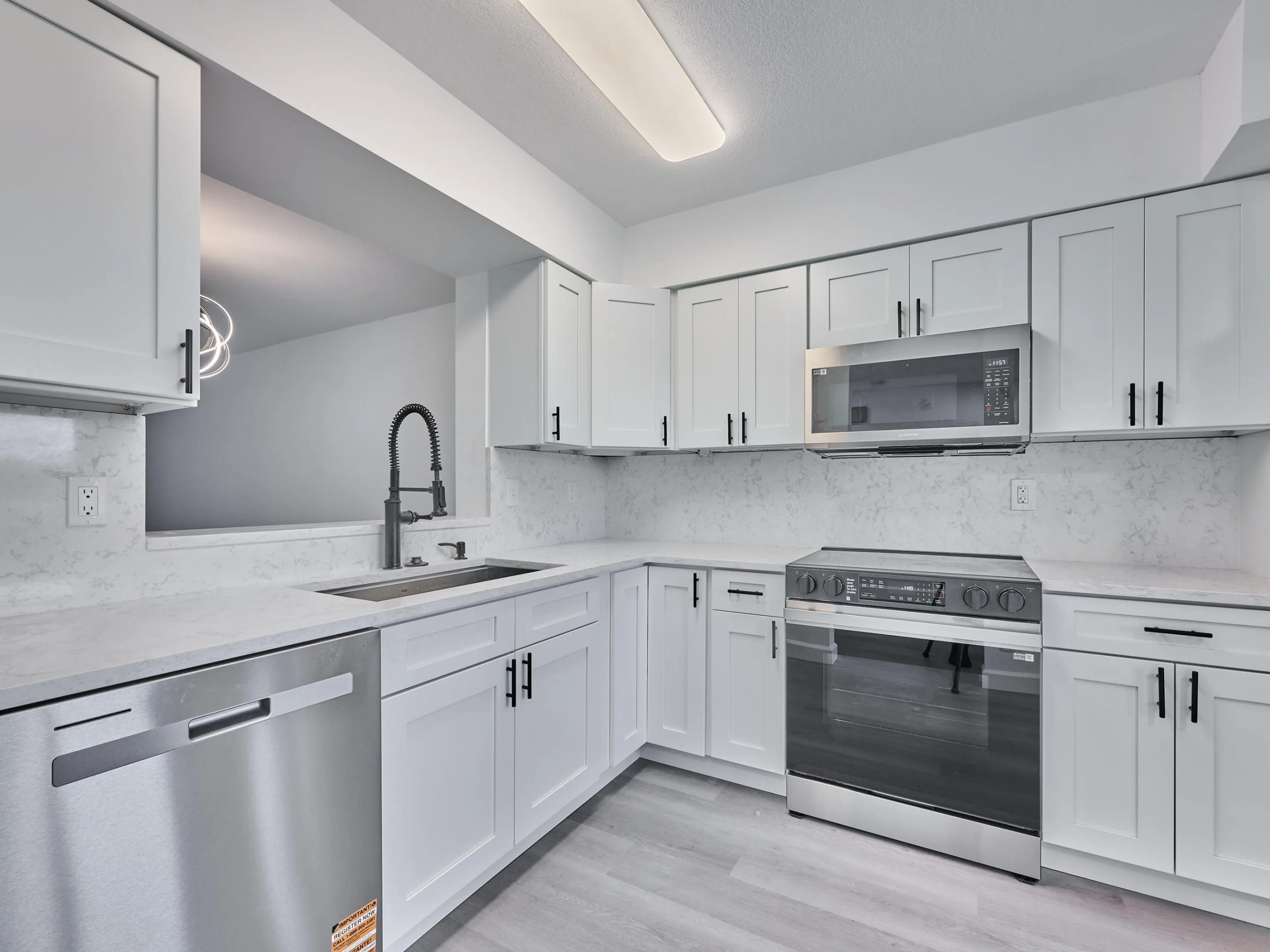 NEW KITCHEN