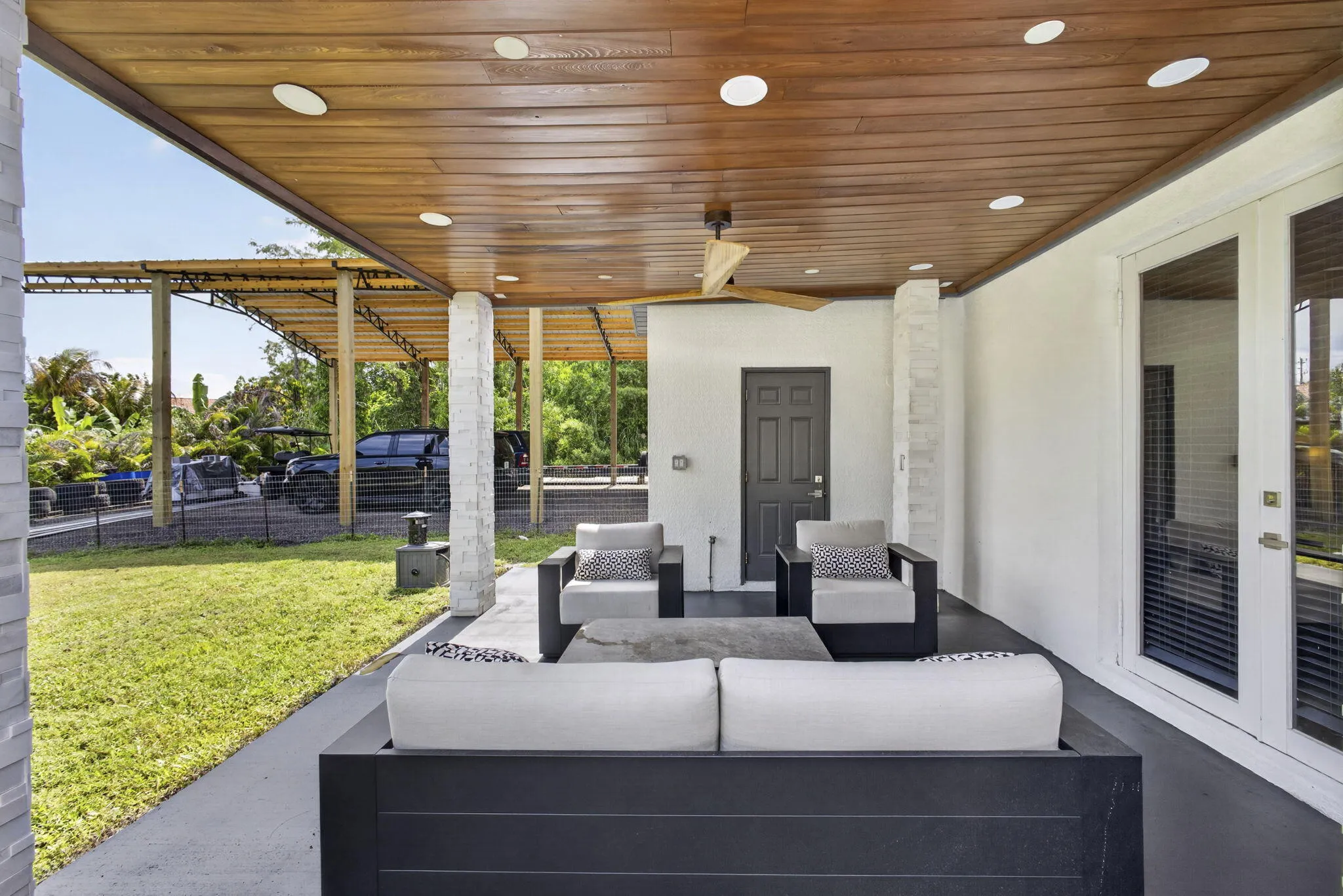 Property photo 73
