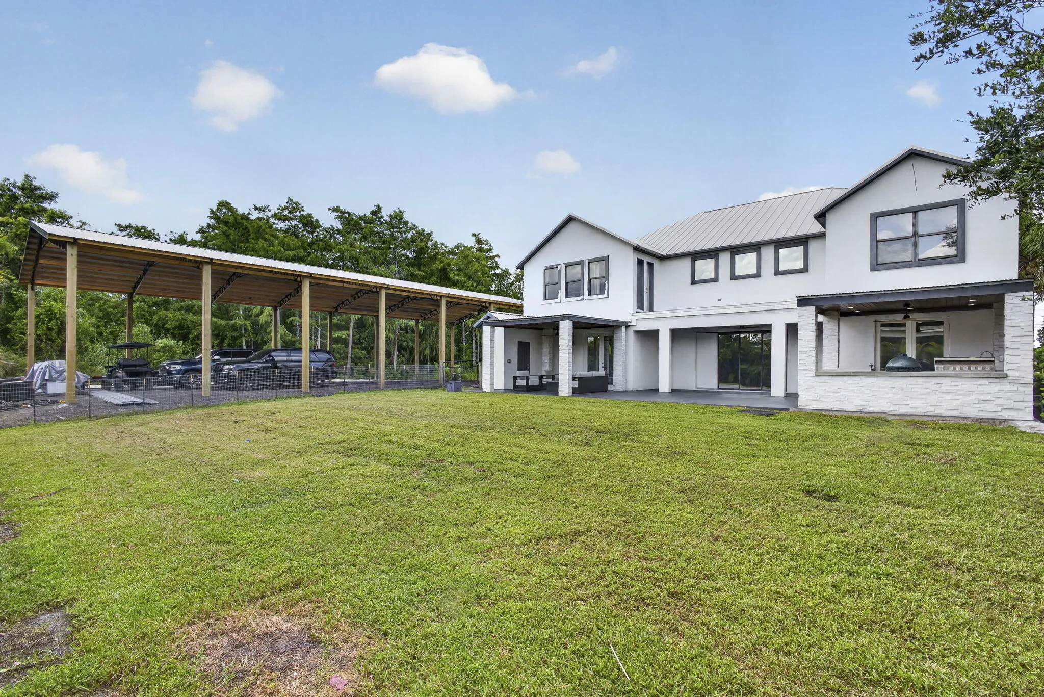 Property photo 100