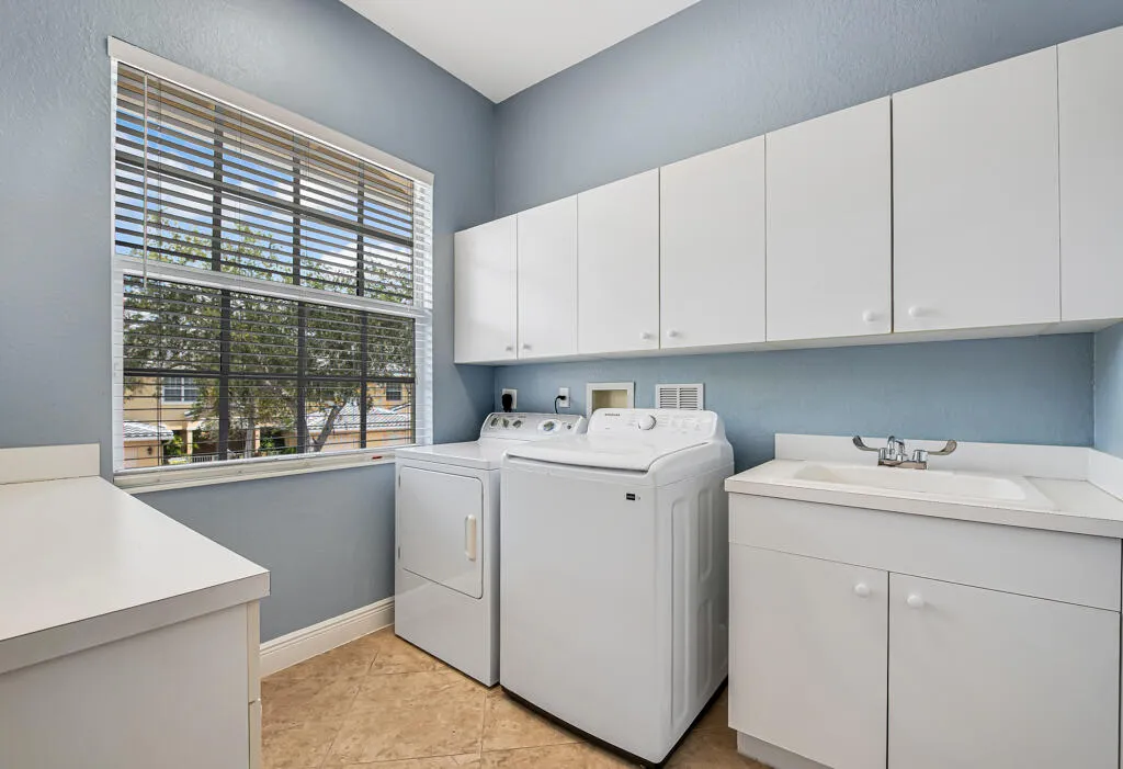 Large laundry room