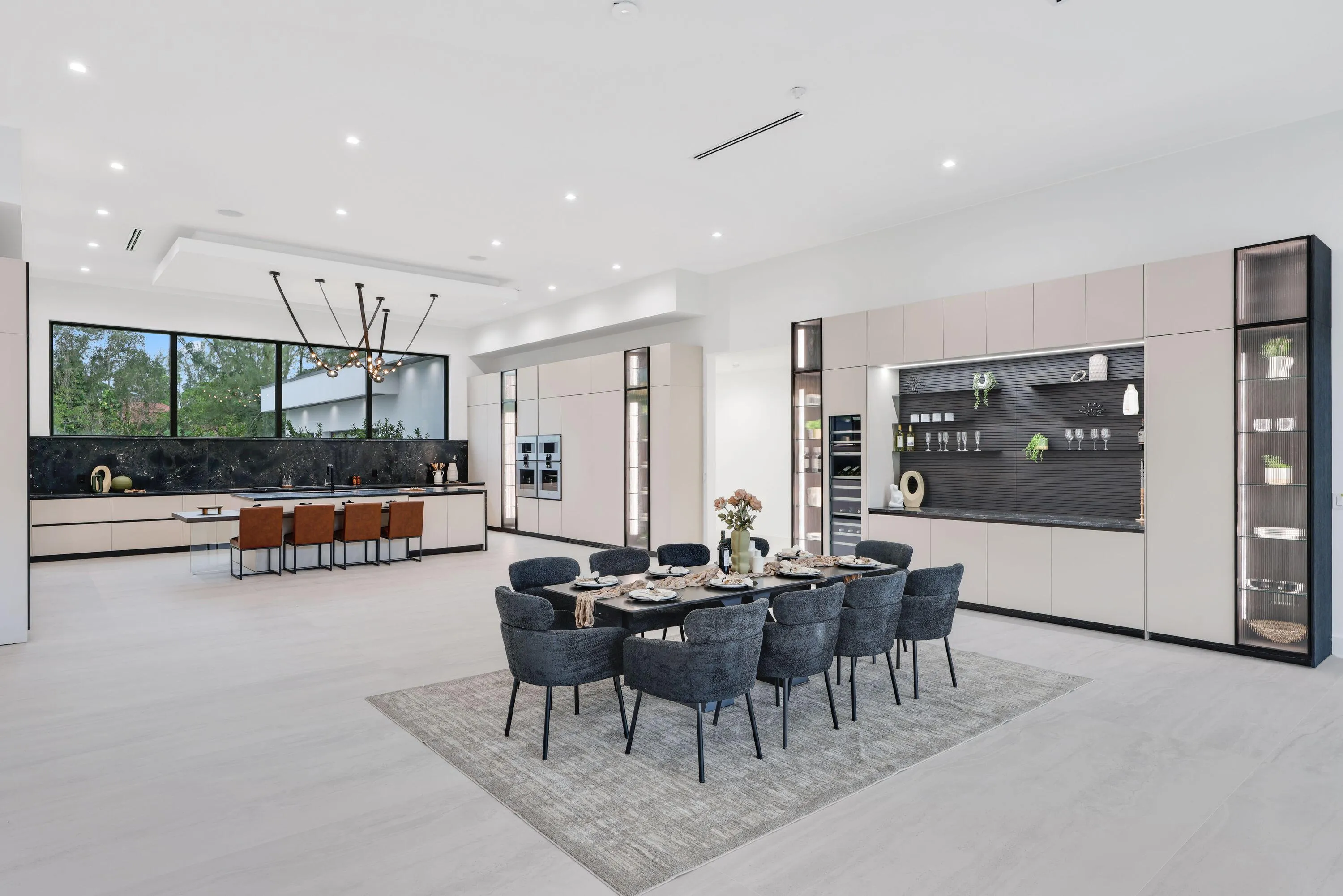 8795 Valencia Court - 17.jpg-vsuniqueid-