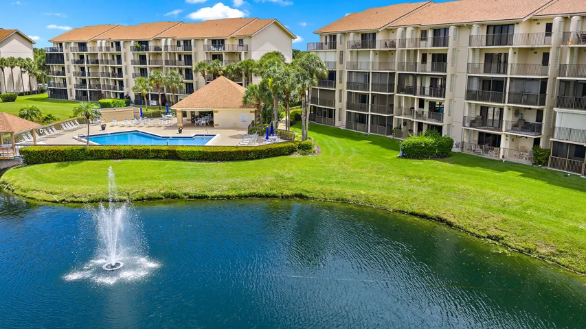 701 Seafarer Cir 103-30