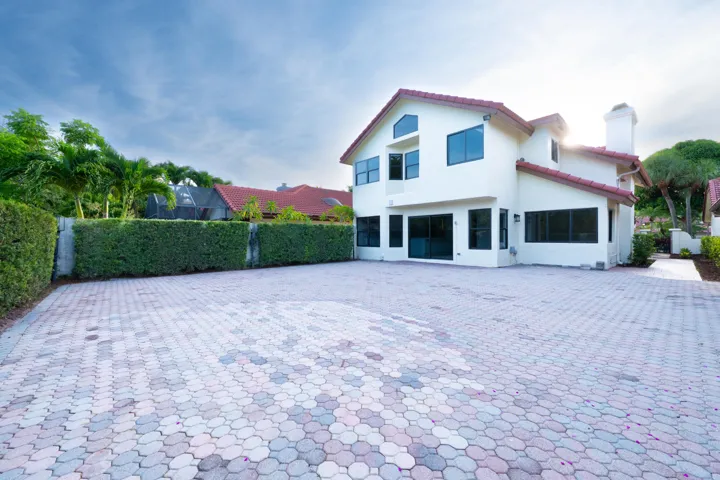 21669 Town Place Dr_45