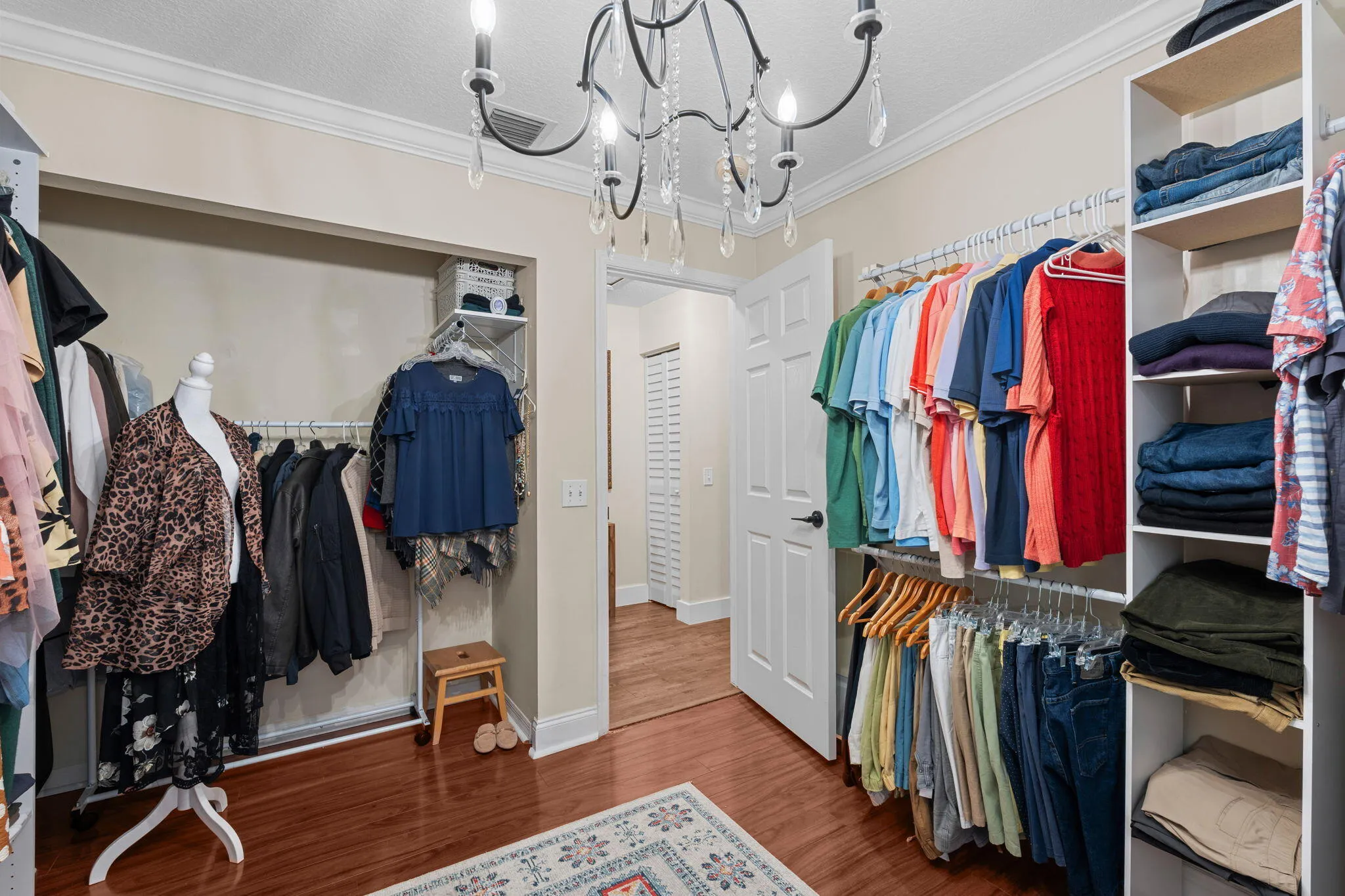 33-web-or-mls-A7402648