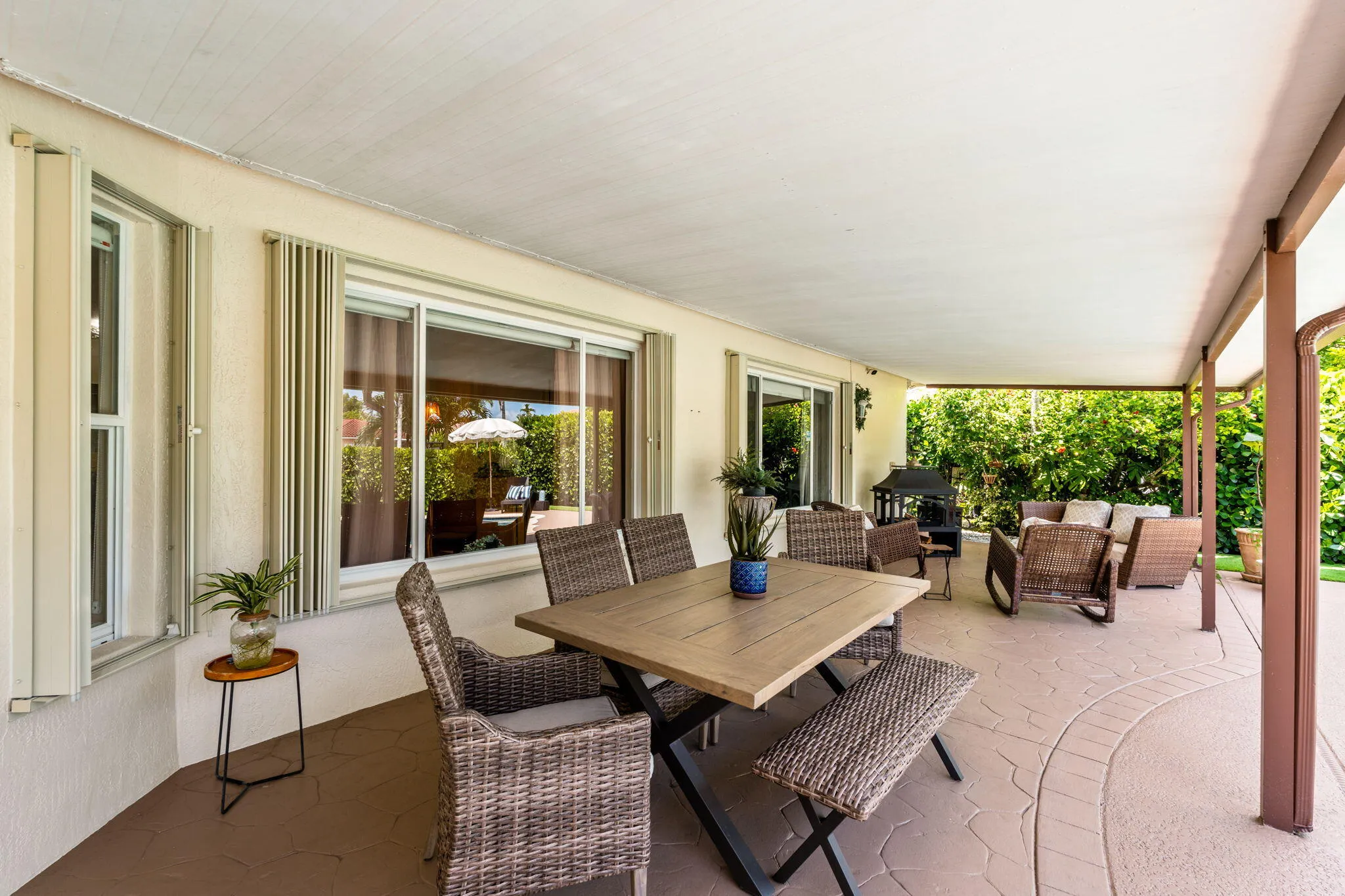 42-web-or-mls-A7402528
