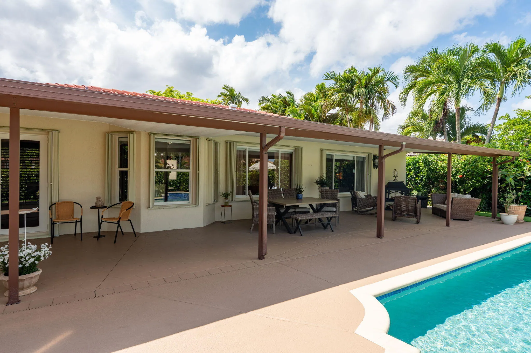 48-web-or-mls-A7402524