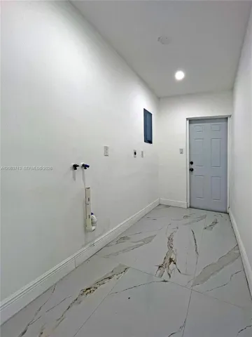 Photo 37