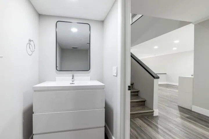 Powder Room