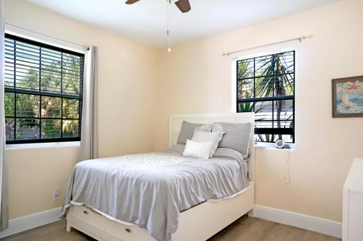 guest room 1