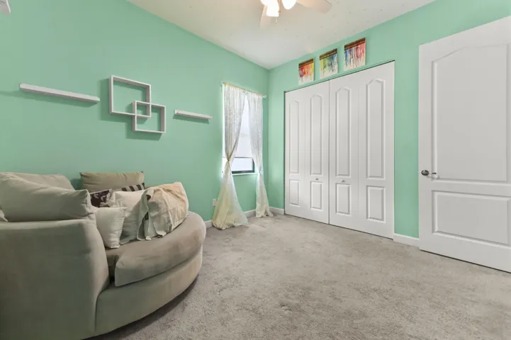 19 Bedroom 03