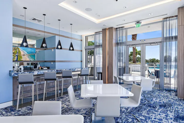 Resident’s Club & Lounge