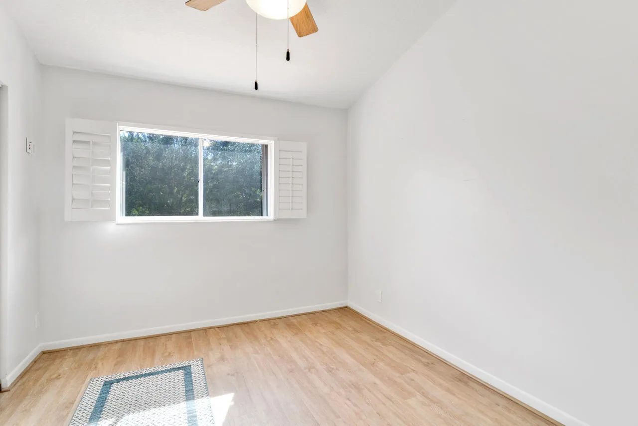 Guest bedroom 2