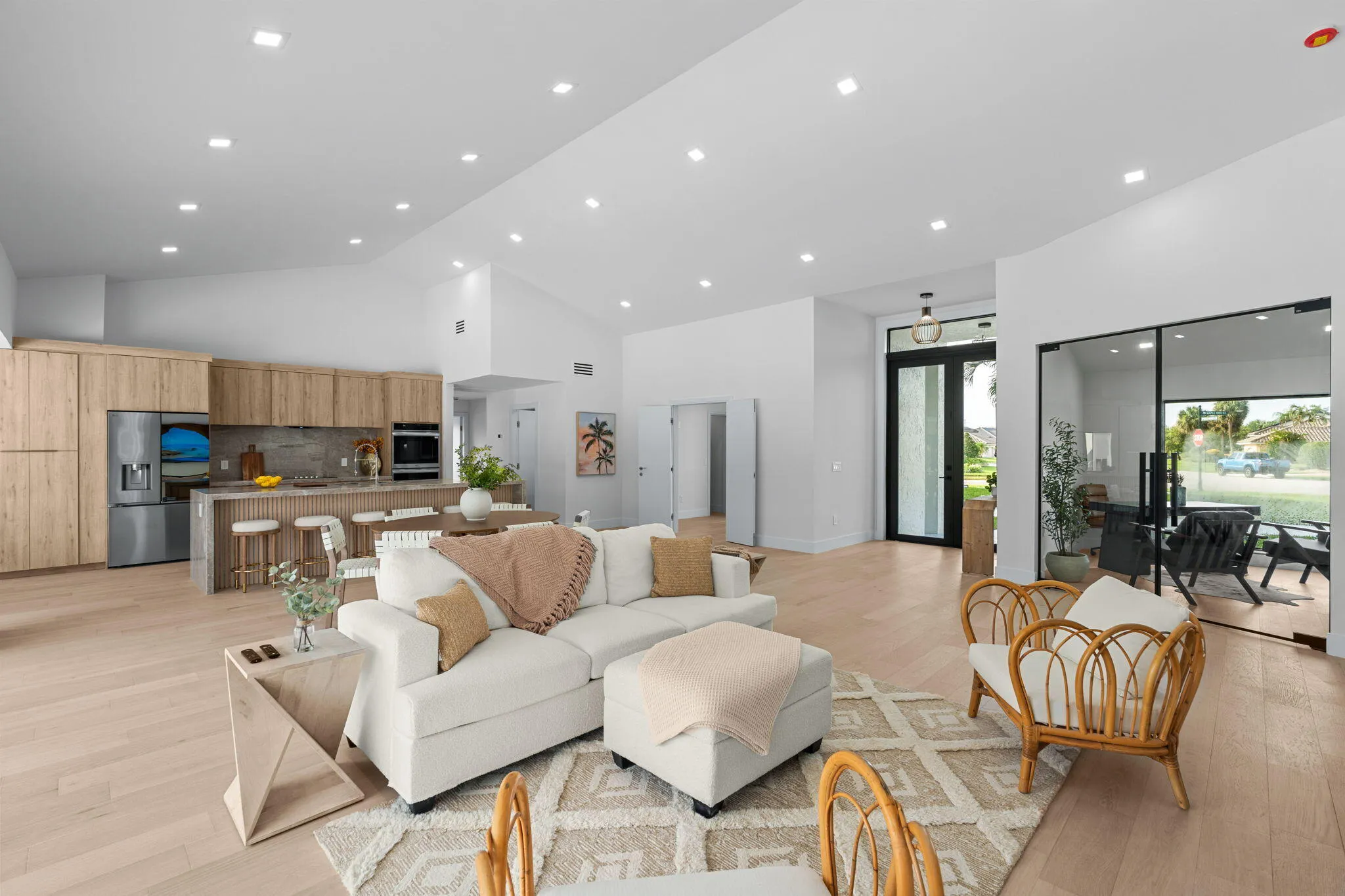 10-web-or-mls-A7403608