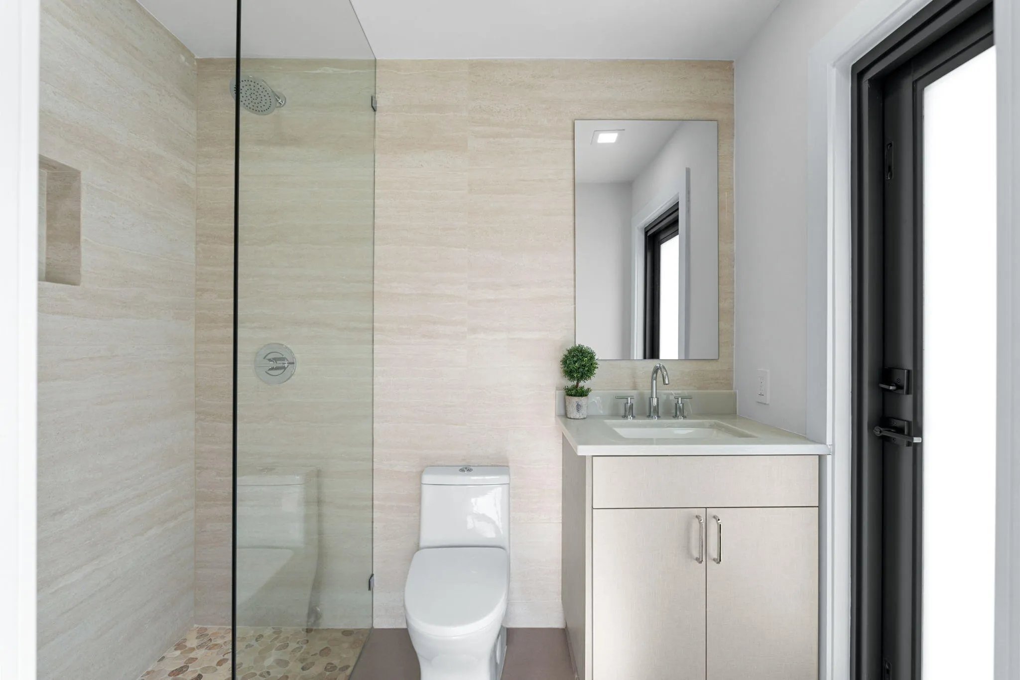 guest bathroom 2