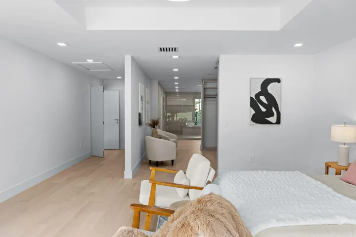 Primary suite