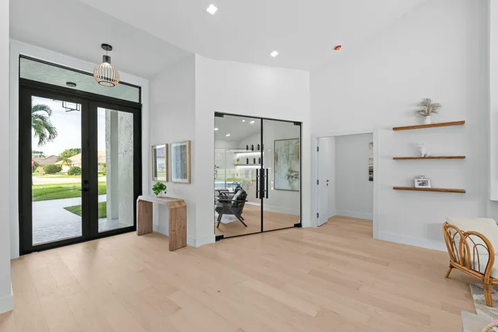 7-web-or-mls-A7403587