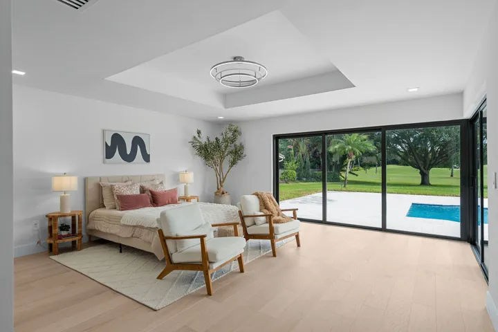 Primary suite