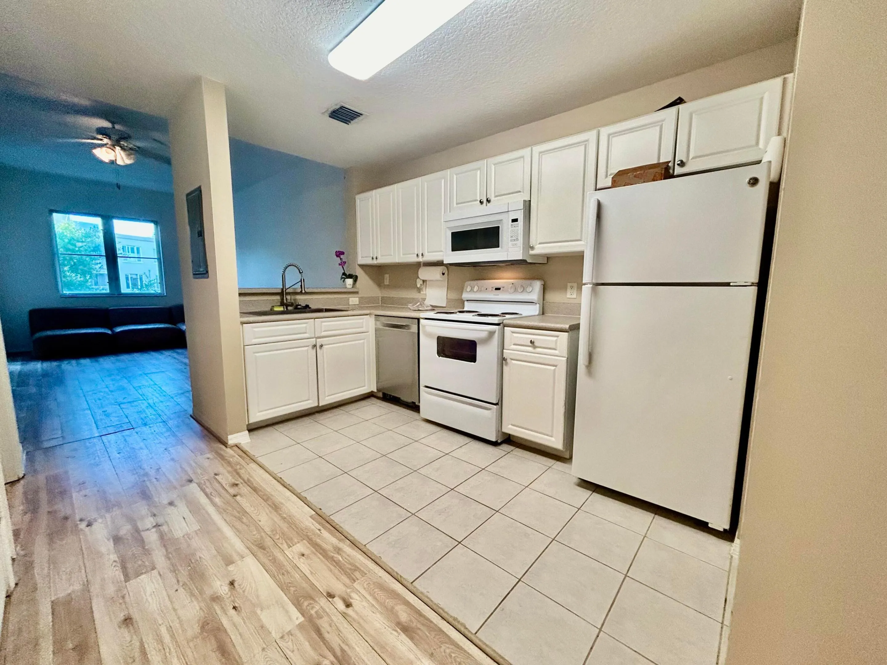 1209 Main St 07 Pic 5