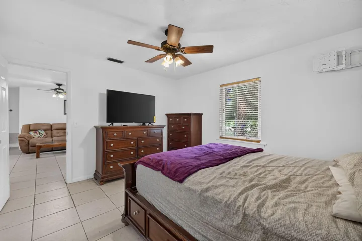 15-web-or-mls-3A5A8370