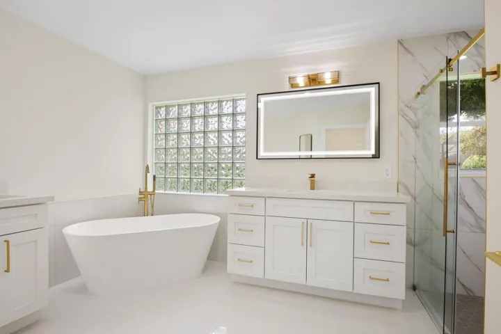 001 (19)