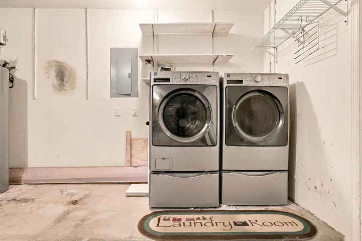 WASHER DRYER IN GARAGE