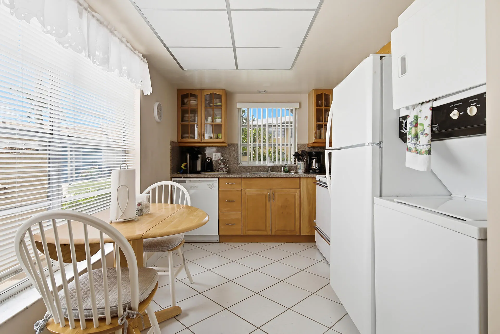 13755-VIA-AURORA-APT-A-33484-005