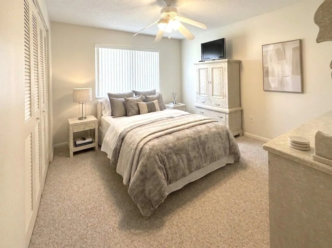 AI staged guest bedroom