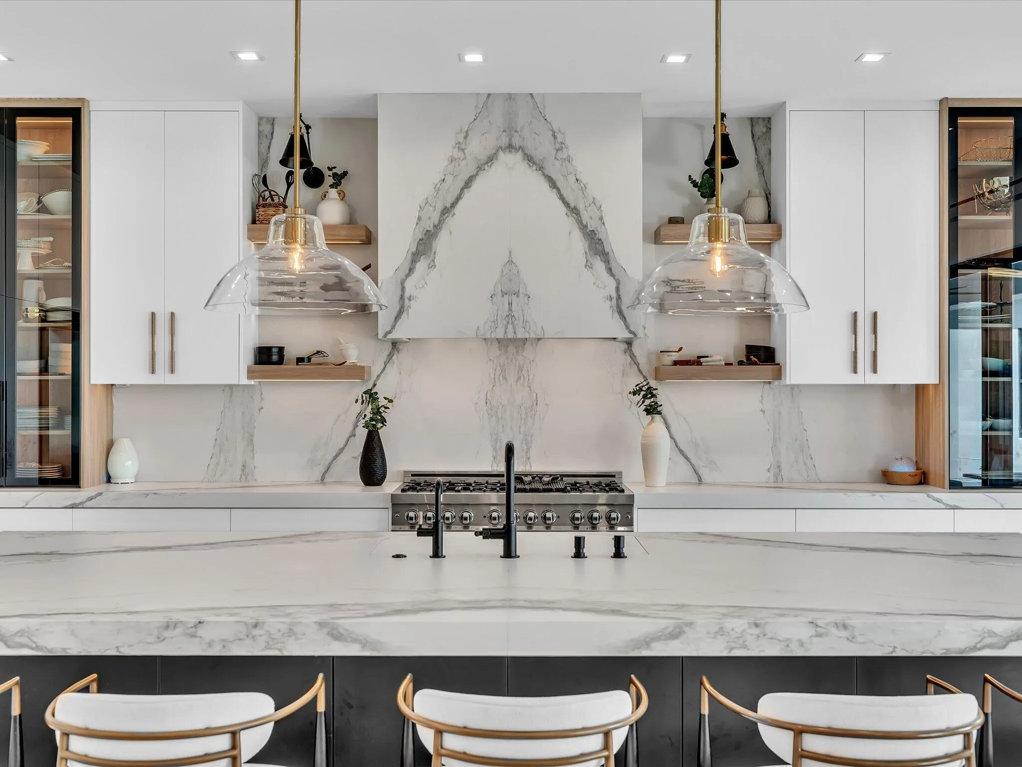 this kitchen is absolute art