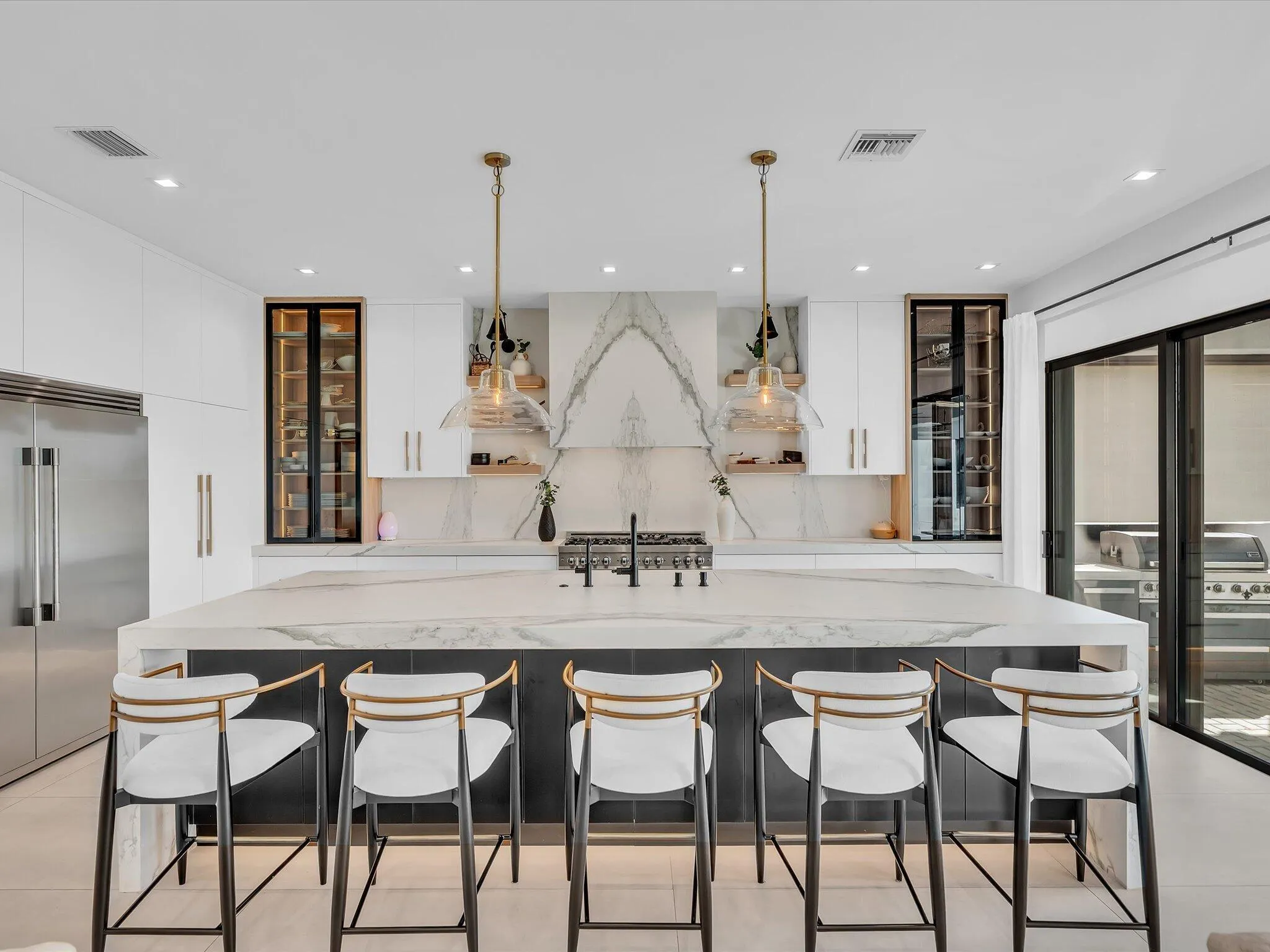this kitchen is absolute art