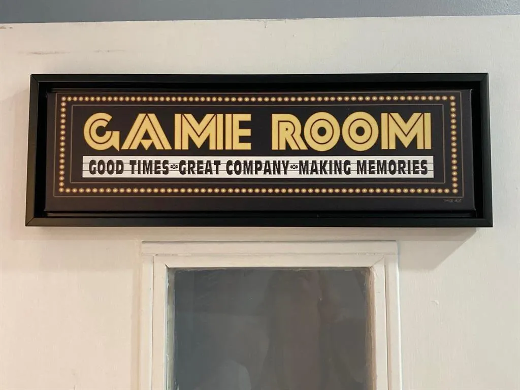 CB1 game room GetMedia (1)