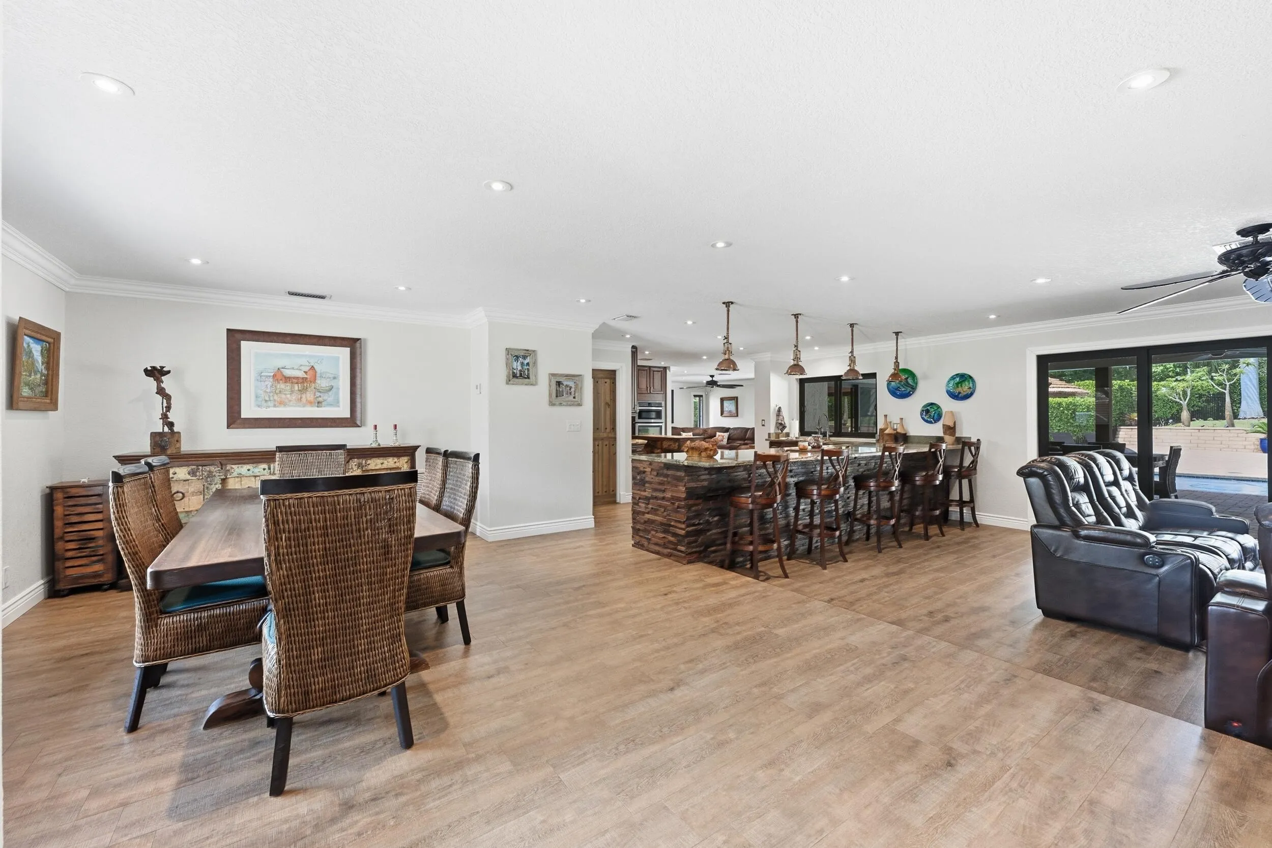 Property photo 38