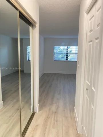ROOM HALLWAY