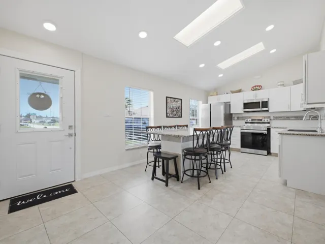 Foyer Dining Kitchen