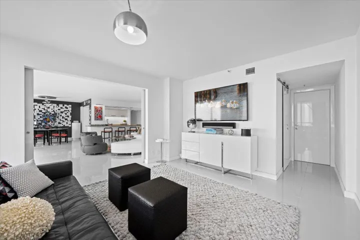 3rd Bedroom or Flex Room
